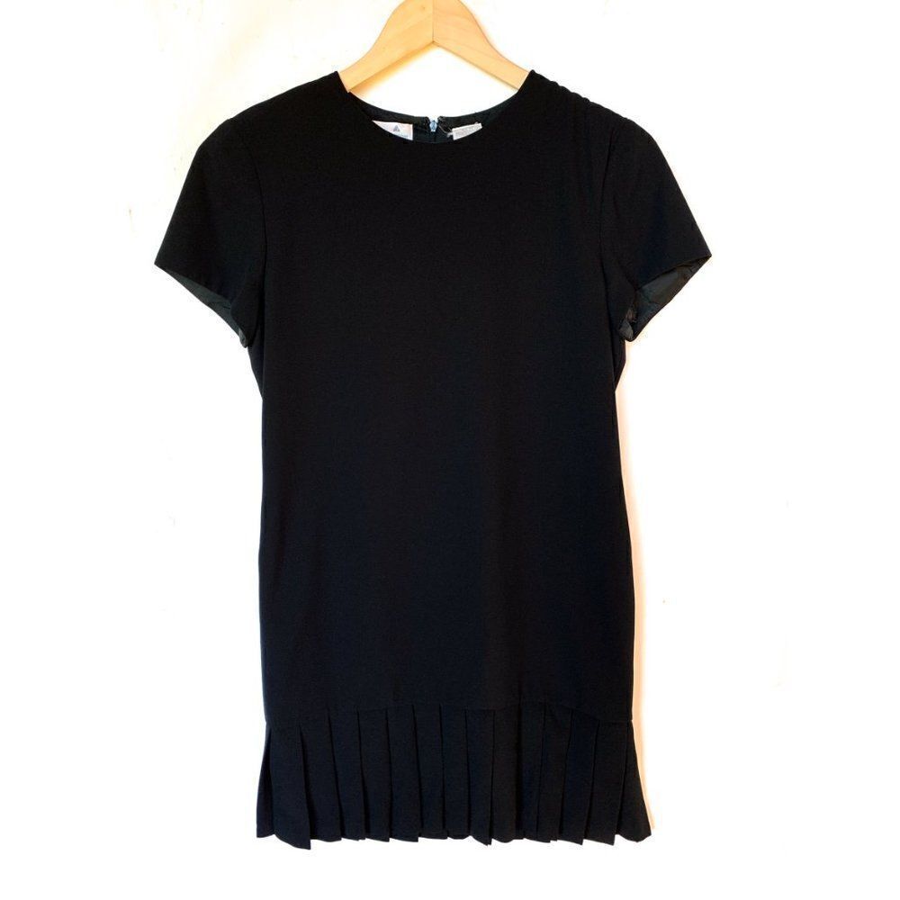 Vintage Liz Claiborne Black Short Sleeve Pleated Little Black Dress